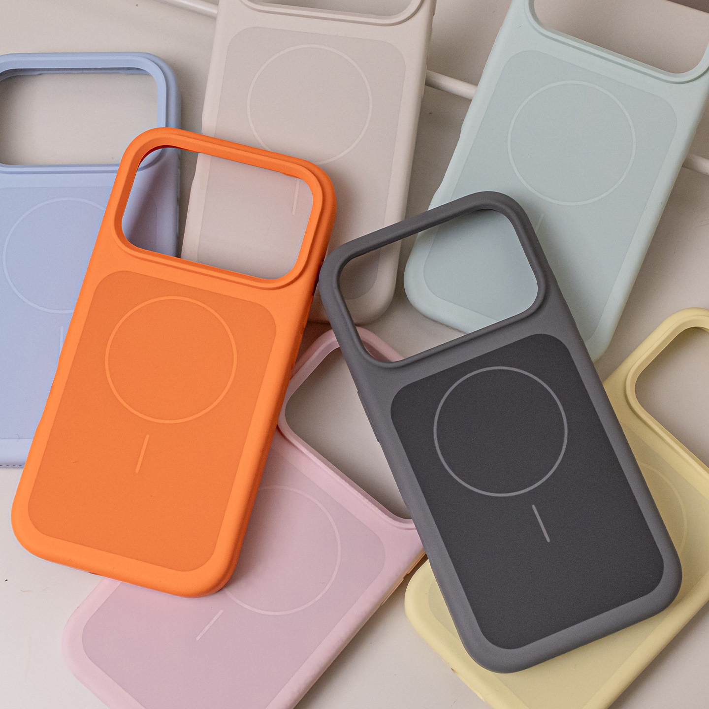 苹果17液态硅胶简约手机壳