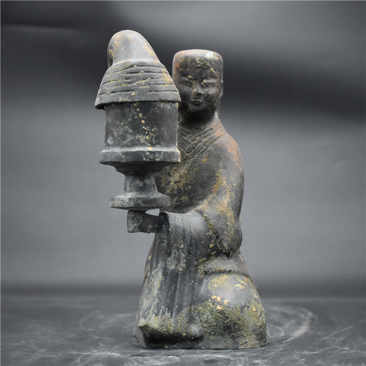 长信宫灯办公室装修仿古青铜器