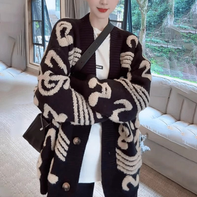 2025秋季广东大朗毛织官方旗舰店不起球正品开衫毛衣女式针织衫