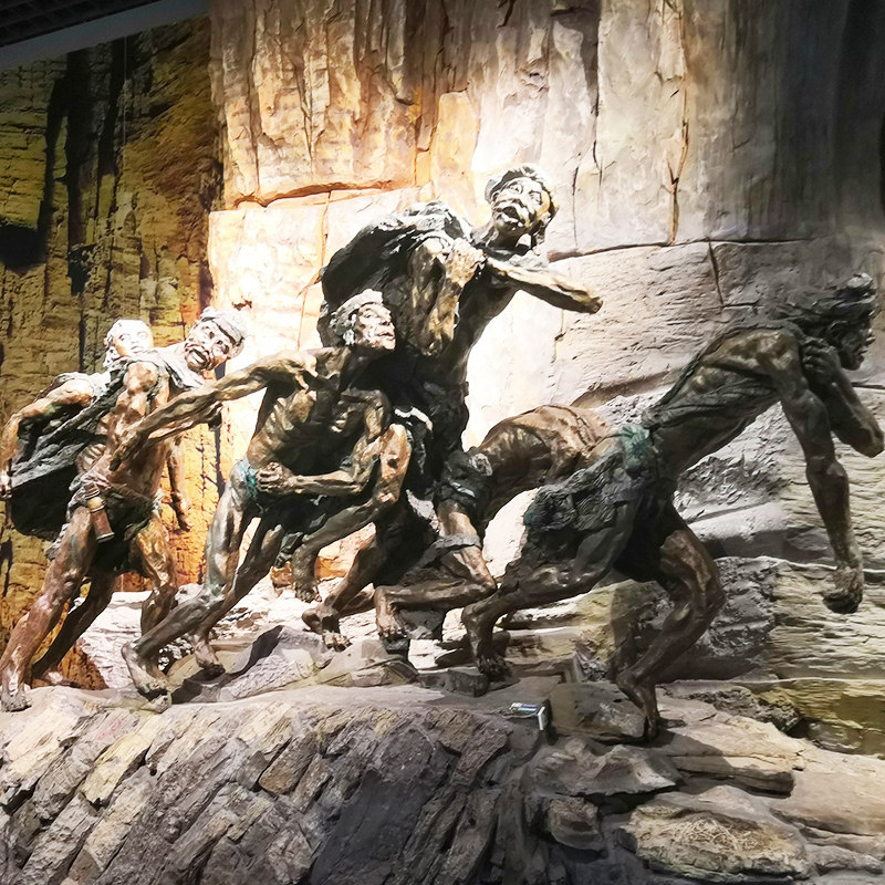 玻璃钢仿铜纤夫人物主题塑像户外大型广场公园景观装饰铸铜工艺品