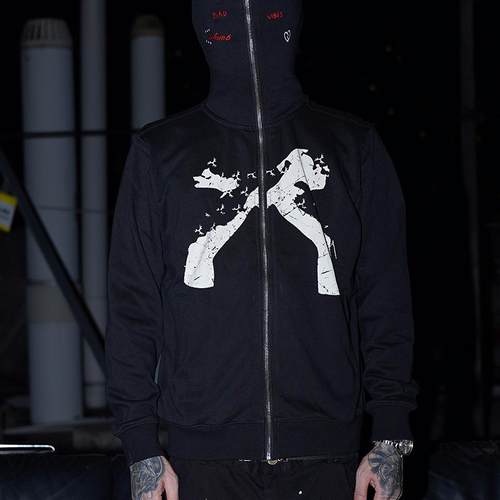 TGFCLUB连帽开衫套头卫衣