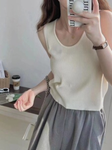 法式大U领冰丝针织背心女2024新款短款小个子无袖韩版小吊带ins潮