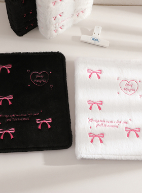 韩版A4毛绒相册刺绣蝴蝶结九宫格追星卡册少女大号活页文件收纳册