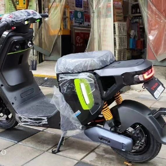 小牛MT 分体坐牌照上移支架 电动车/摩托货架