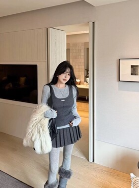 2025冬百搭宽松显瘦圆领打底衫+字母背心真两件毛衣针织衫