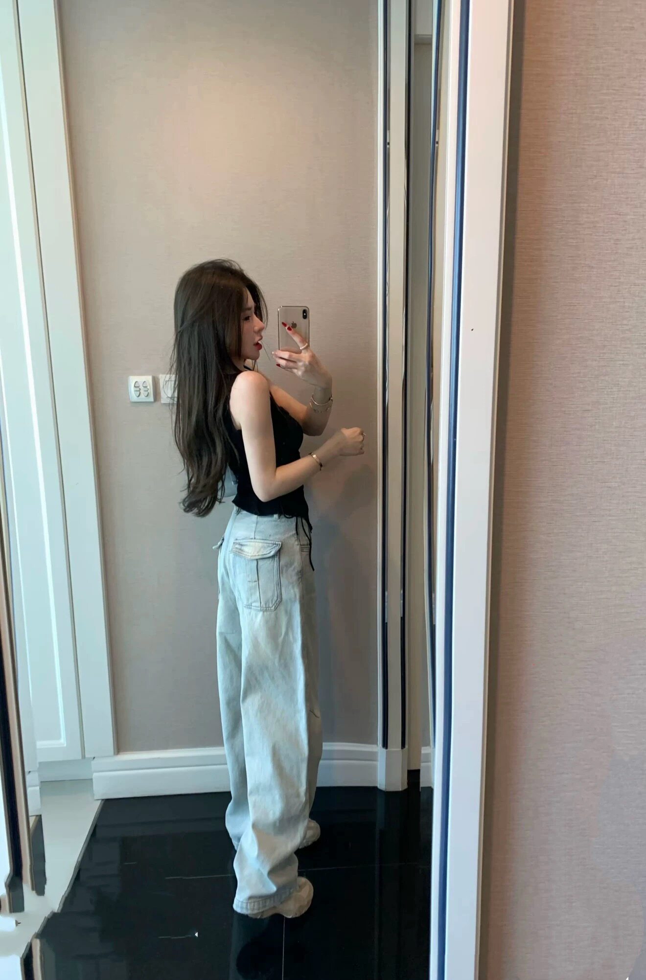 复古水洗韩版牛仔裤子女2026新款设计感高腰百搭阔腿长裤