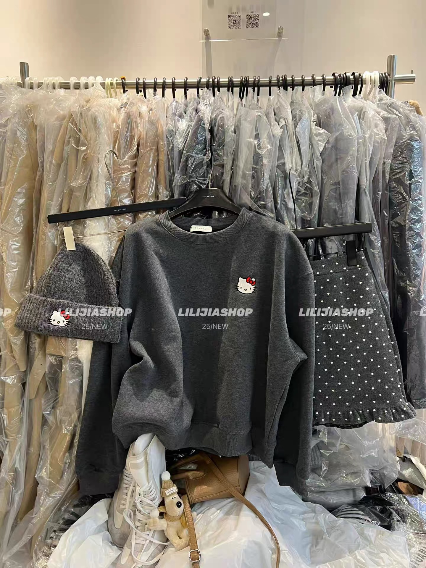 2025秋冬韩版时尚百搭宽松显瘦圆领长袖KT猫卫衣带帽子