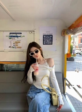 2026春韩版时尚百搭设计感显瘦蕾丝吊带拼接假两件长袖T恤