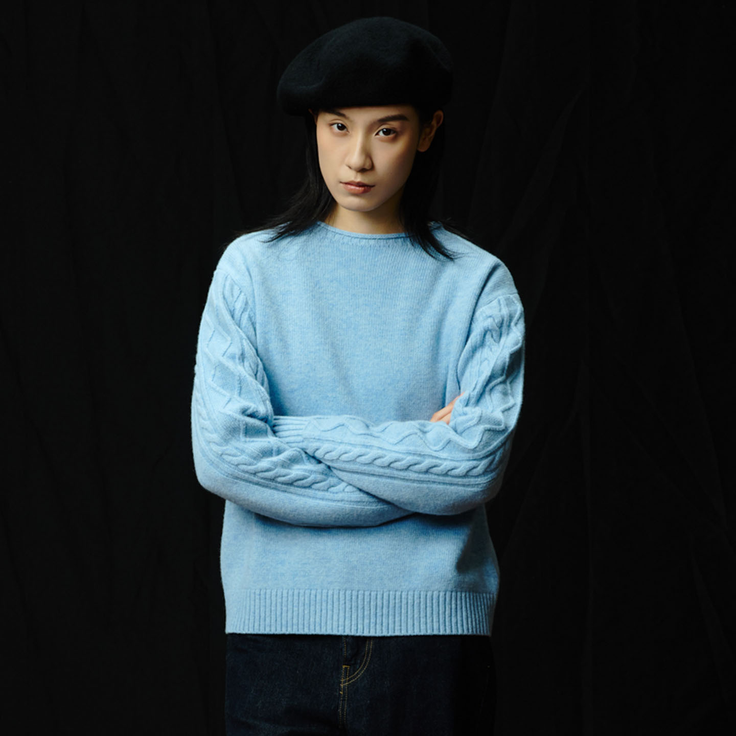 SUPERTOFU 羊毛混纺 扭花手袖 卷领扣 针织羊毛毛衣 AW25