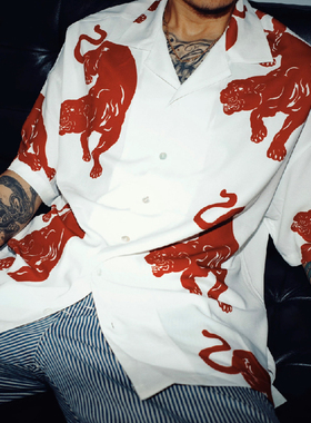 【清仓特价】SUPERTOFU 黑豹 竖排列图案 ALOHA夏威夷 短袖衬衫