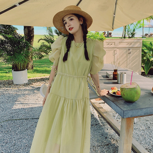 温柔风泡泡袖绿色连衣裙女夏2024新款法式茶歇甜美纯欲茶歇长裙子图片