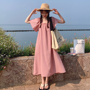粉色方领飞飞袖连衣裙女夏季2025新款高级感温柔甜美显瘦茶歇裙子图片