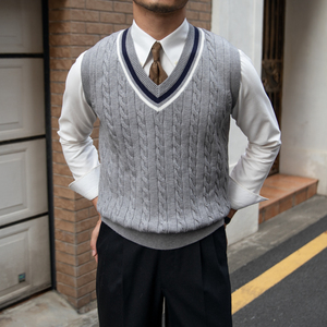 鹿三先生常春藤针织V领背心英伦韩版青春学院风撞色无袖坎肩潮男