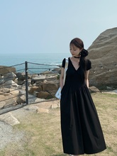 黑色连衣裙夏法式茶歇花边v领梨形身材中长裙韩系绝美气质小黑裙