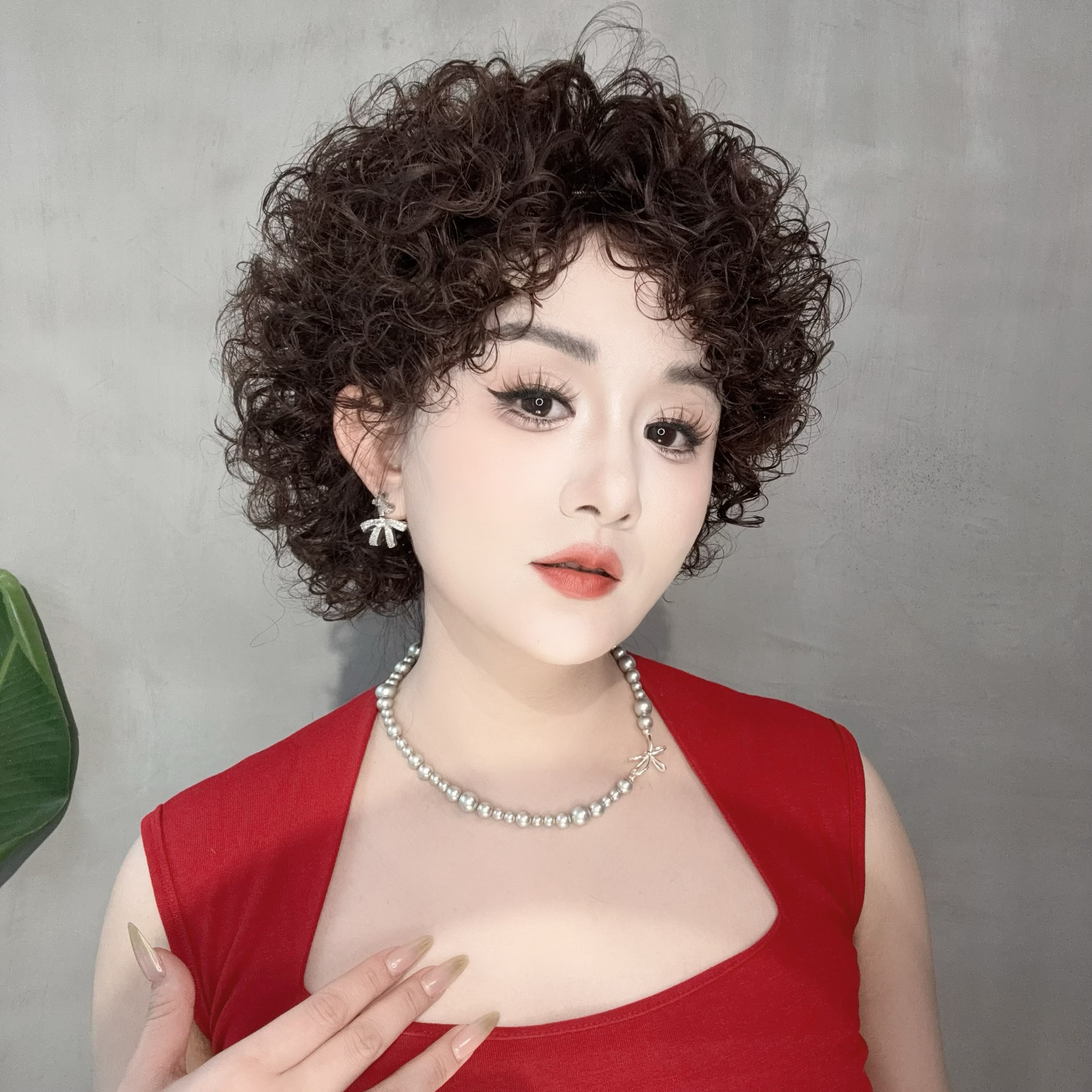 真人发丝时尚卷刘海洋气永久烫