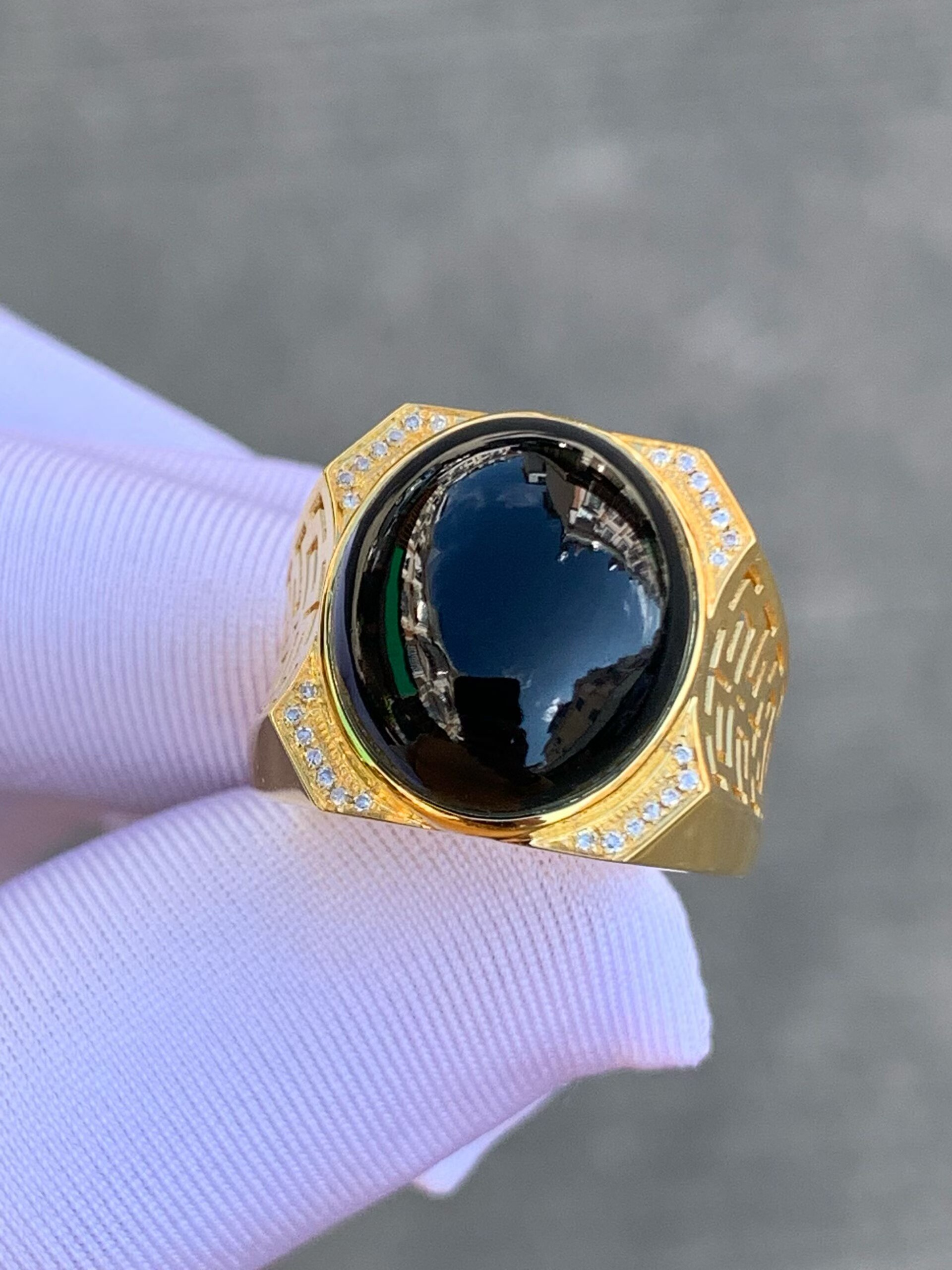 天然缅甸翡翠a货冰种墨翠蛋面戒指18k金镶嵌男士指环时尚简约气质