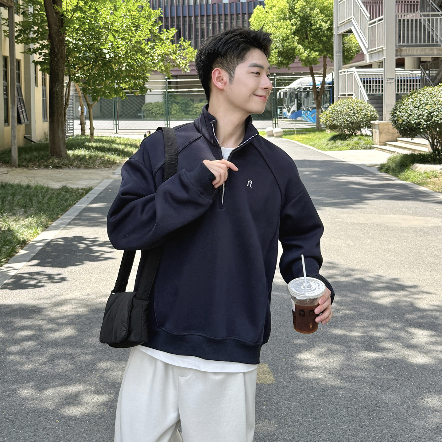 400g重磅刺绣半拉链立领卫衣男生2025新款秋季宽松休闲上衣外套