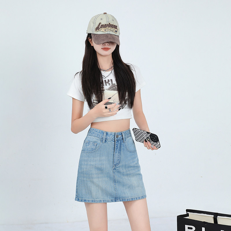 浅色天丝牛仔半身裙女夏季2026新款高腰显瘦短款包臀a字垂感短裙