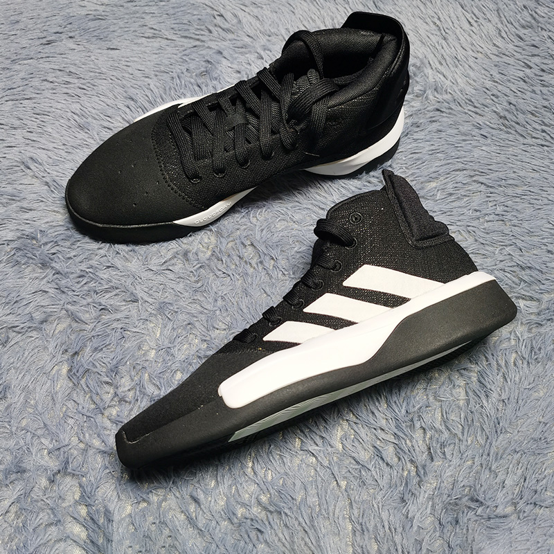 adidasProNext男中帮实战篮球鞋