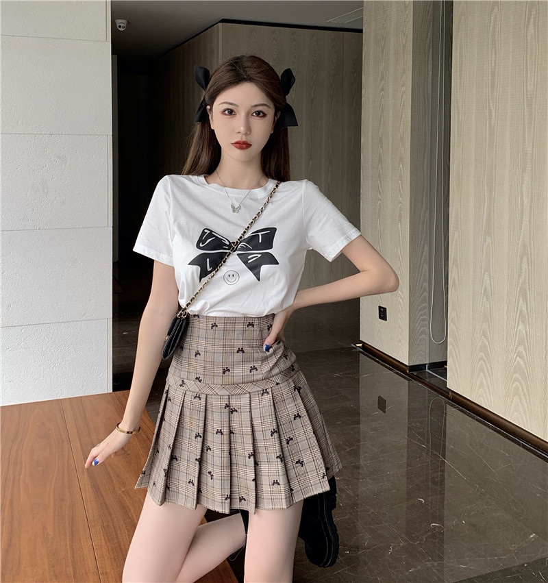 Two piece butterfly Short Sleeve T-Shirt Top with fashionable design and pleated skirt