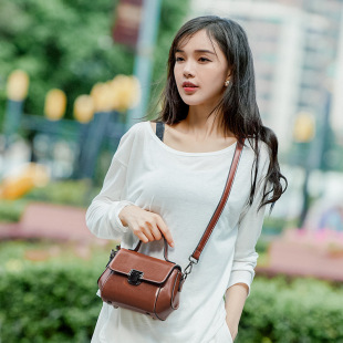 女包斜挎包腋下包2023女士真皮轻奢单肩包小包 高级感包包2022新款