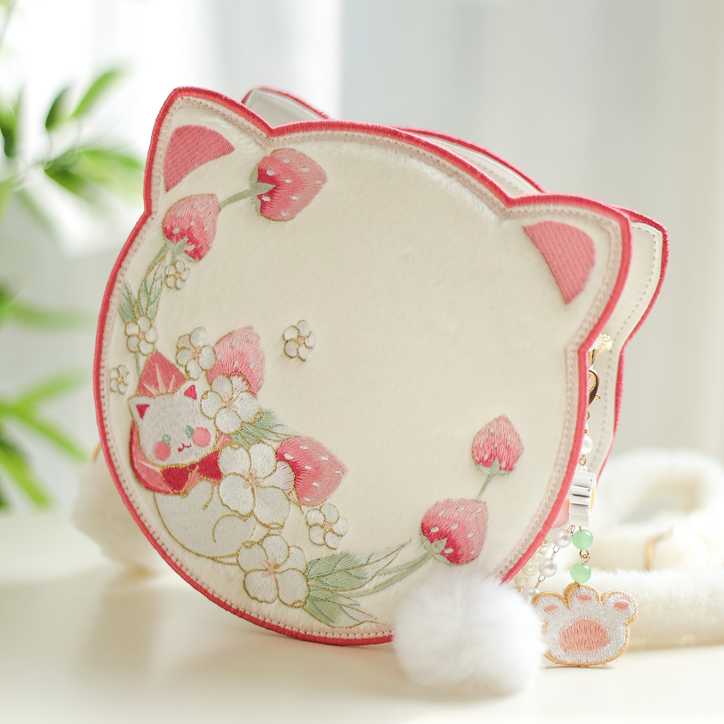 毛绒小圆包可爱甜美清新