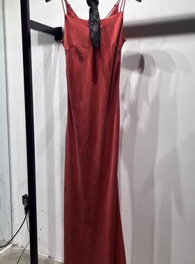 新品吊带连衣裙时尚精品