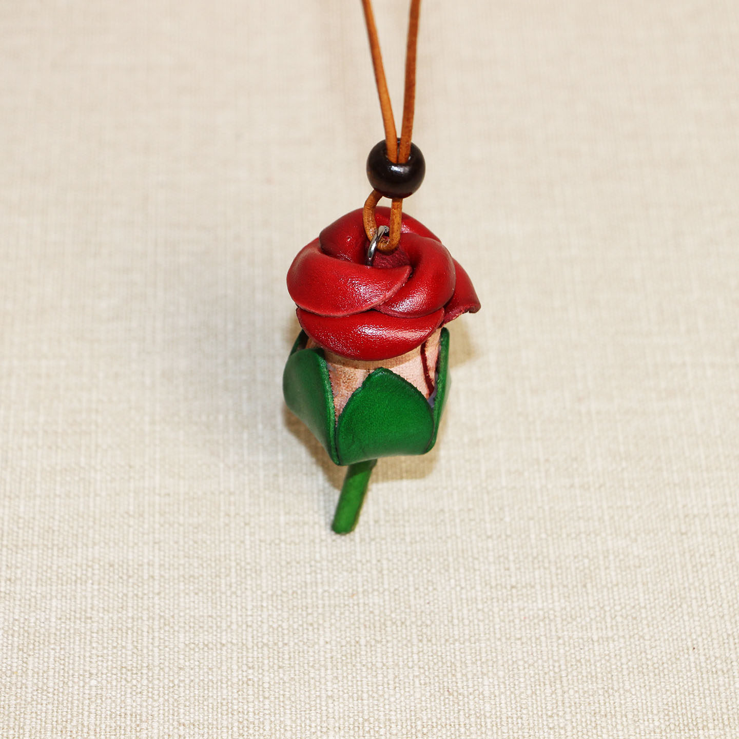 真皮钥匙挂件女玫瑰花车匙扣钥匙圈牛皮可爱玩偶包包洋气配饰情侣