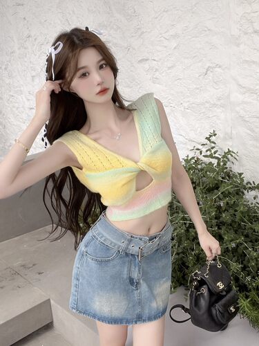 白鹿/柯颖同款彩虹针织吊带