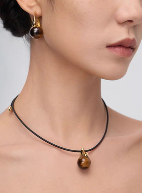 盐岛平安如意虎眼石圆珠挂坠长项链毛衣链叠戴高级感金色可调节女