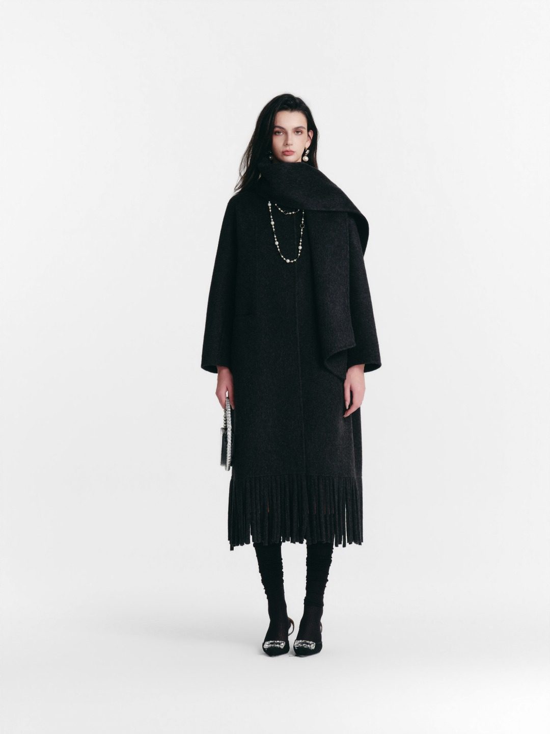 DIANA VEVINA 26春夏黑色流苏下摆羊毛呢大衣时尚潮流百搭女外套