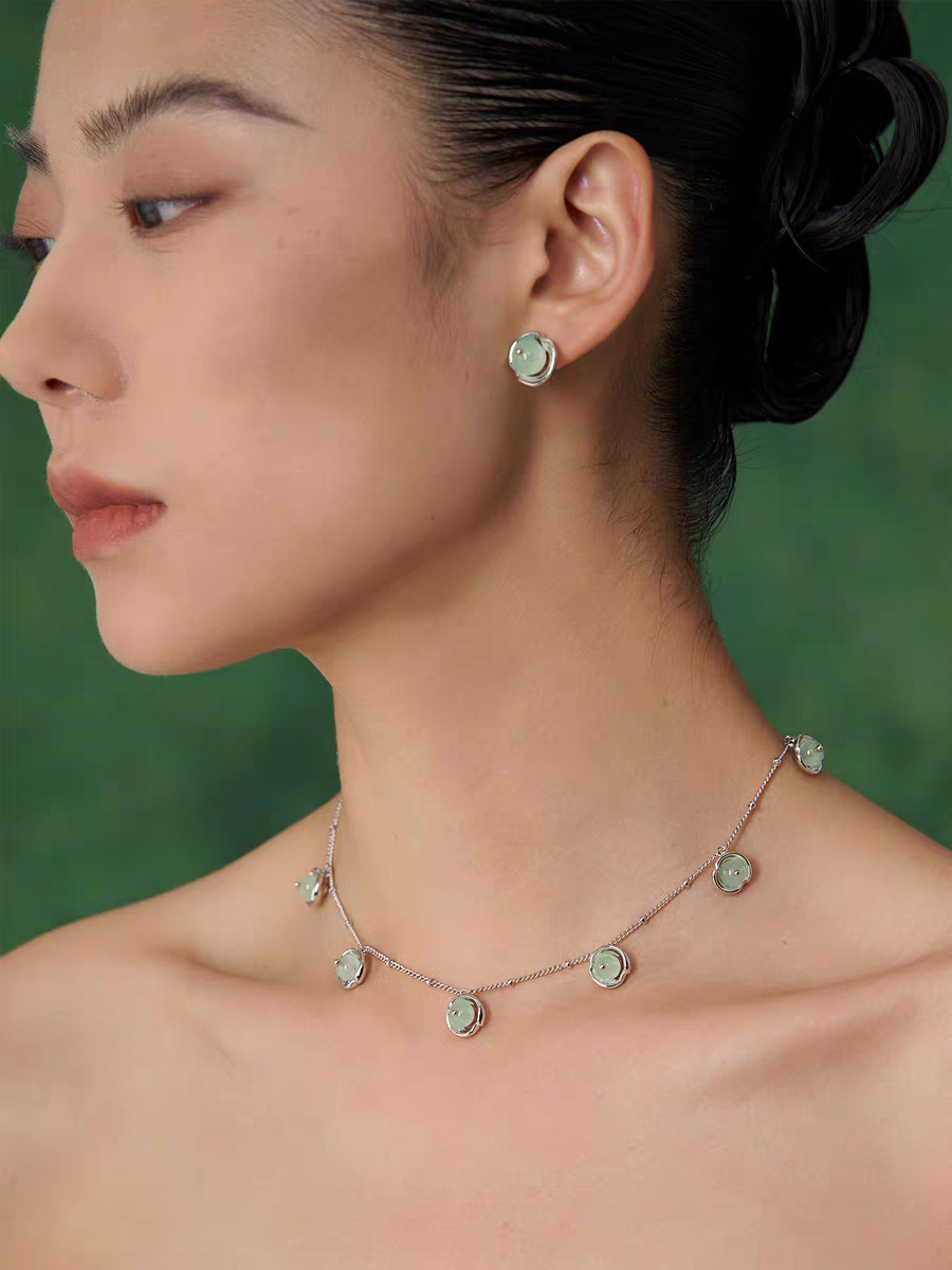 盐岛荷露东陵玉七珠choker项链小众高级感叠戴锁骨颈链吊坠原创女