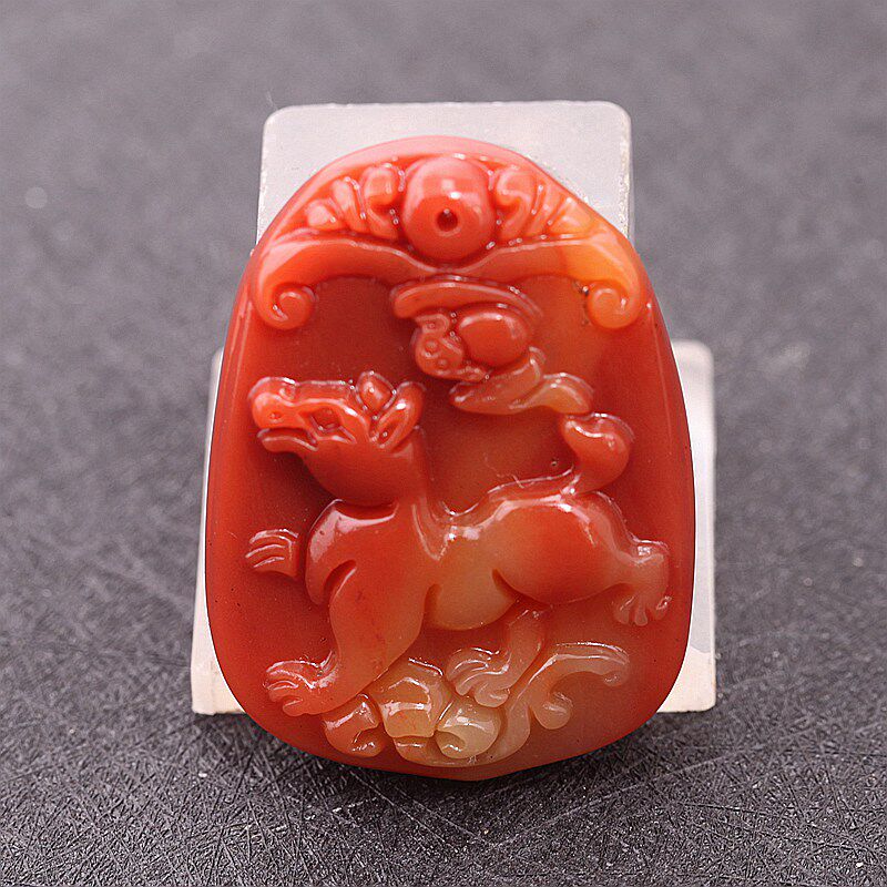 云南龙陵石缘 天然玉石黄龙玉生肖挂件 狗 卡通狗 吊坠 定做 太岁