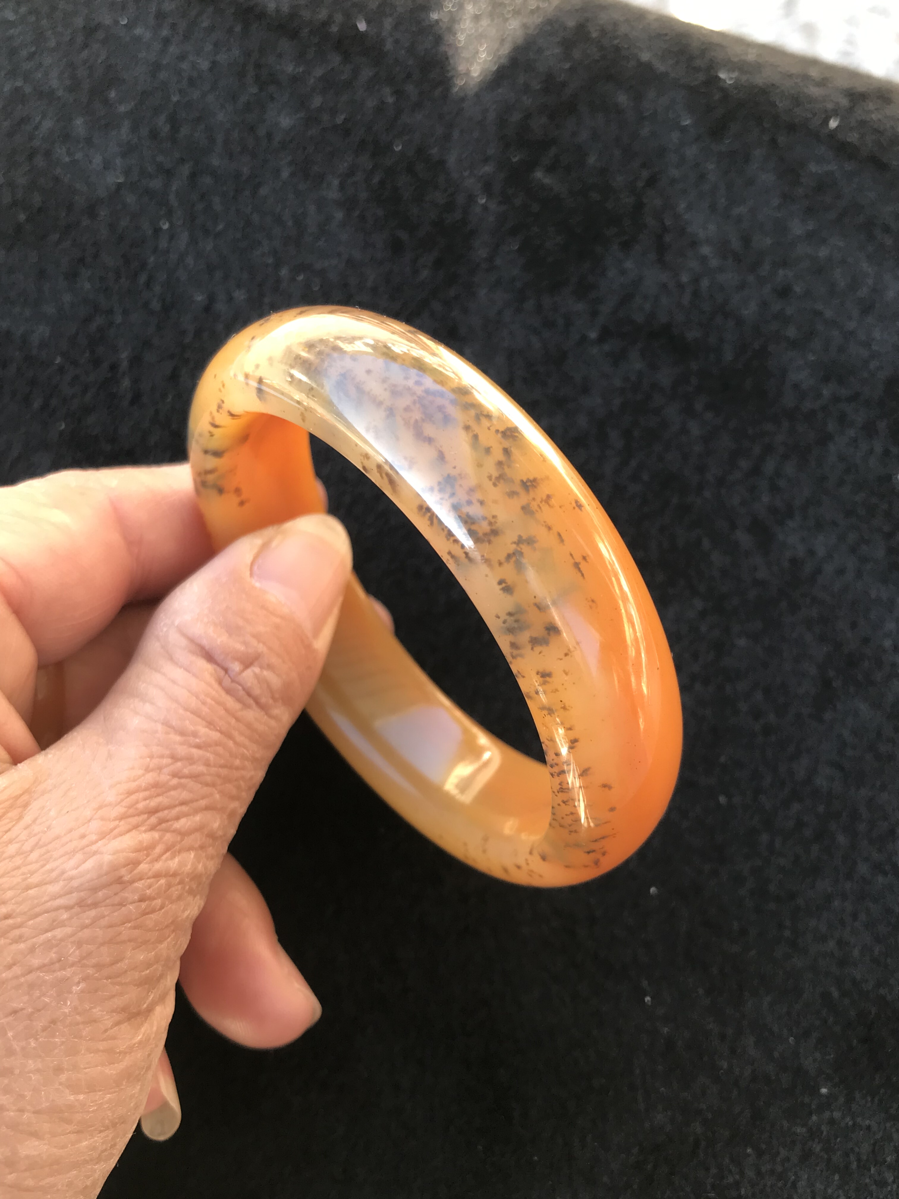 云南龙陵天然黄龙玉鸡油黄水草花手鐲56*16*10mm