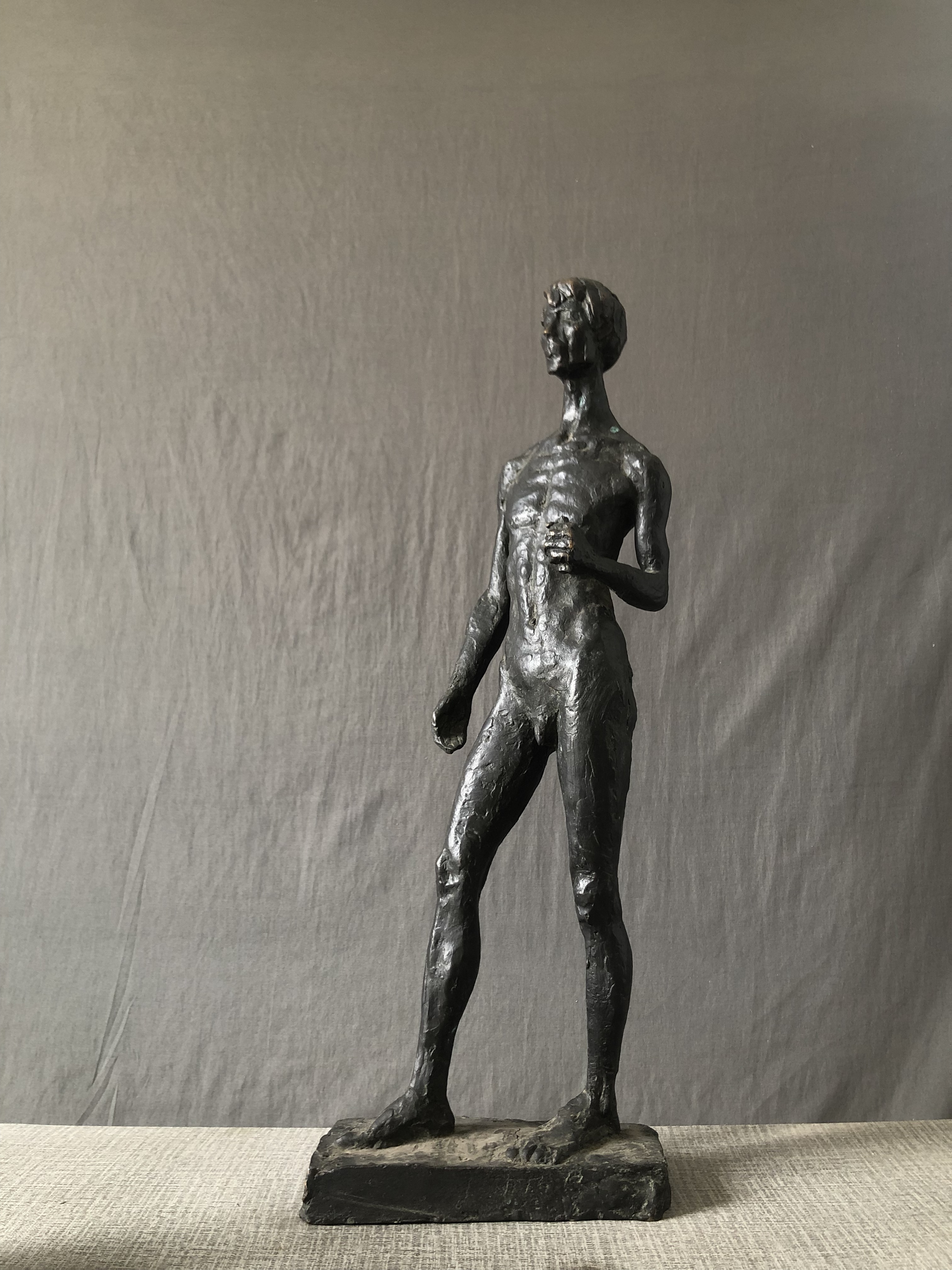 客厅雕塑五圆铜后现代