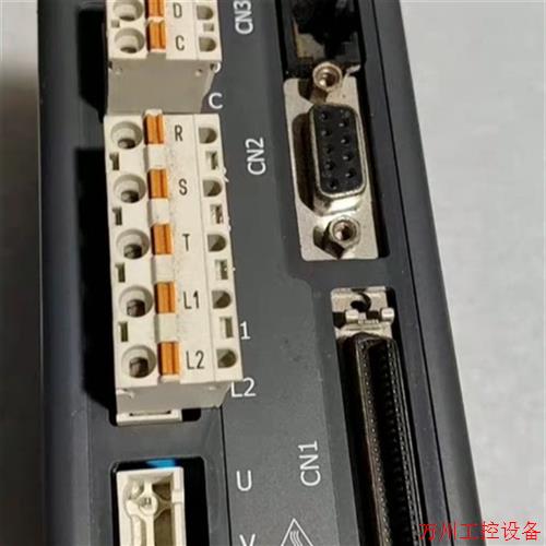 议价直拍不发:士林伺服驱动器SDA-040A2-S04 拆机二手