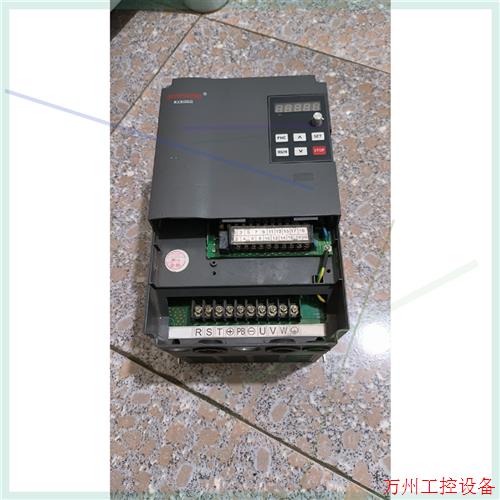 议价直拍不发:神源变频器SY5000-G7D544/B  7.5KW二手拆