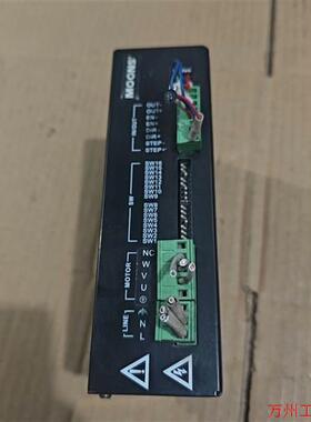 议价直拍不发:MOONS’鸣志  3SRAC8 ,拆机