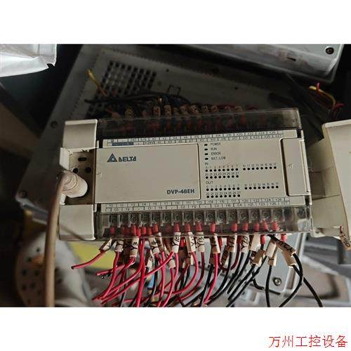 议价直拍不发:台达PLC。DVP-48EH可编程控制器。拆机的,带三个0