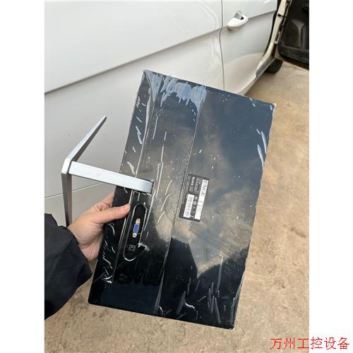 议价直拍不发:(议价)17寸小屏两个需要的人可拍,