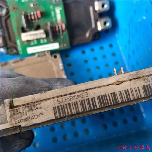 议价直拍不发:FS225R12KE3