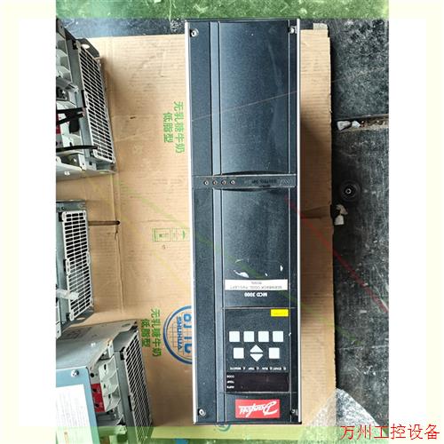 议价直拍不发:丹福斯软启动器MCD3018-T7-B21-CV4二手拆机成