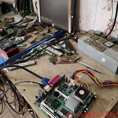 议价直拍不发:肯懋 COMMELL LV-675 嵌入式MiniITX 主板现货送CP