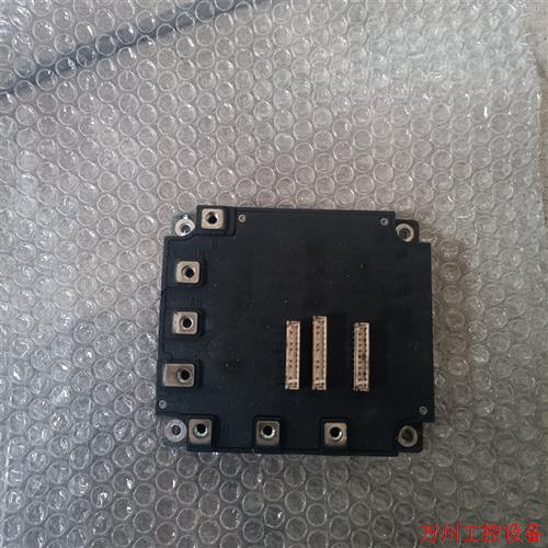 议价直拍不发:三菱模块CM40YE13-12H自己拆机