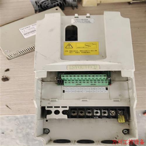 议价直拍不发:AT500-T3-4R0G/5R5PB,二手拆机,没有面板议价