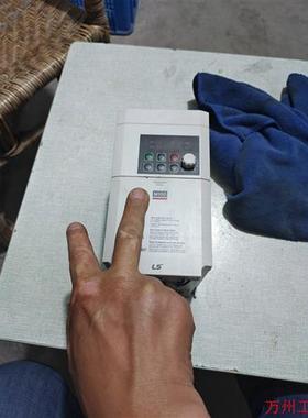 议价直拍不发:产电变频器,LSLV0015M100-1EOFNS,现货一台议价