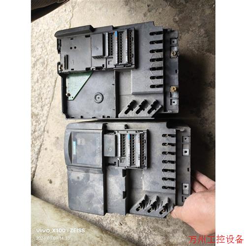 议价直拍不发:变频器6SE6440-2UD31-1CA1有两台,模块