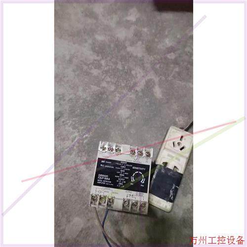议价直拍不发:omRon金属检测器放大器F2LP一wk4(日本制造)100