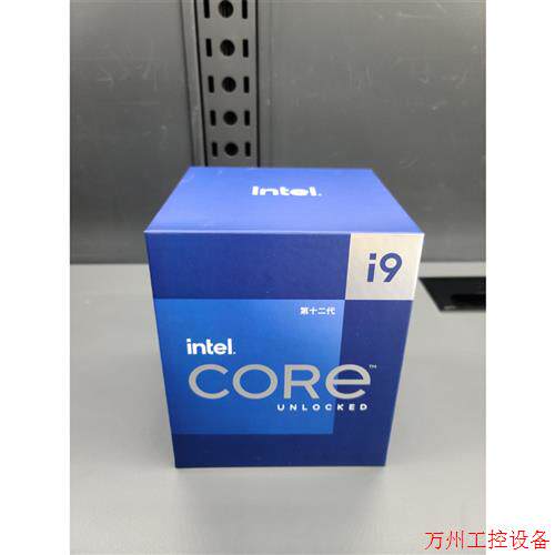 议价直拍不发:英特尔i9-12900K包装盒,13900K盒子 带里面的金