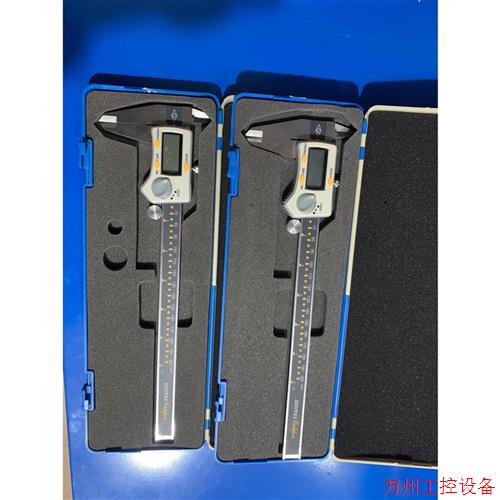 议价直拍不发:(议价)靖江棱环牌 带表游标卡尺0-200  充新  充新